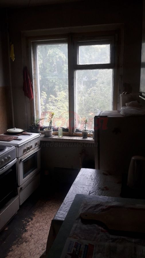 Полтавская, 25, 4-к квартира