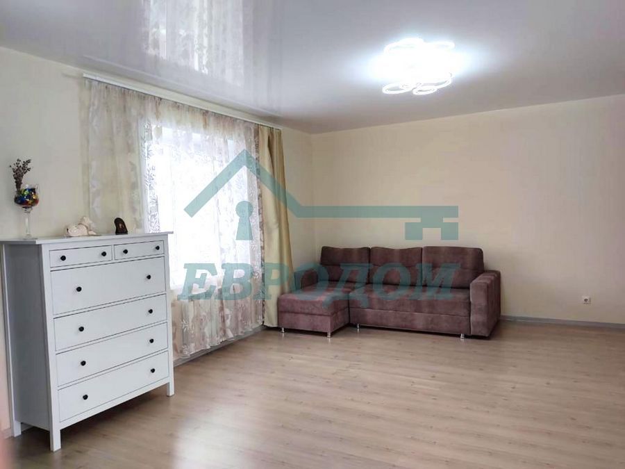 Героев Революции, 10, 2-к квартира