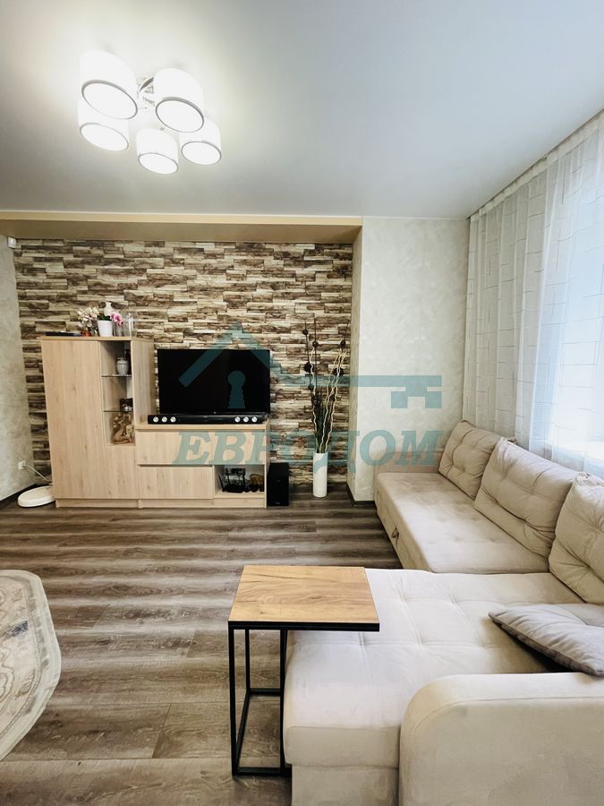 Петухова, 14/4, 3-к квартира