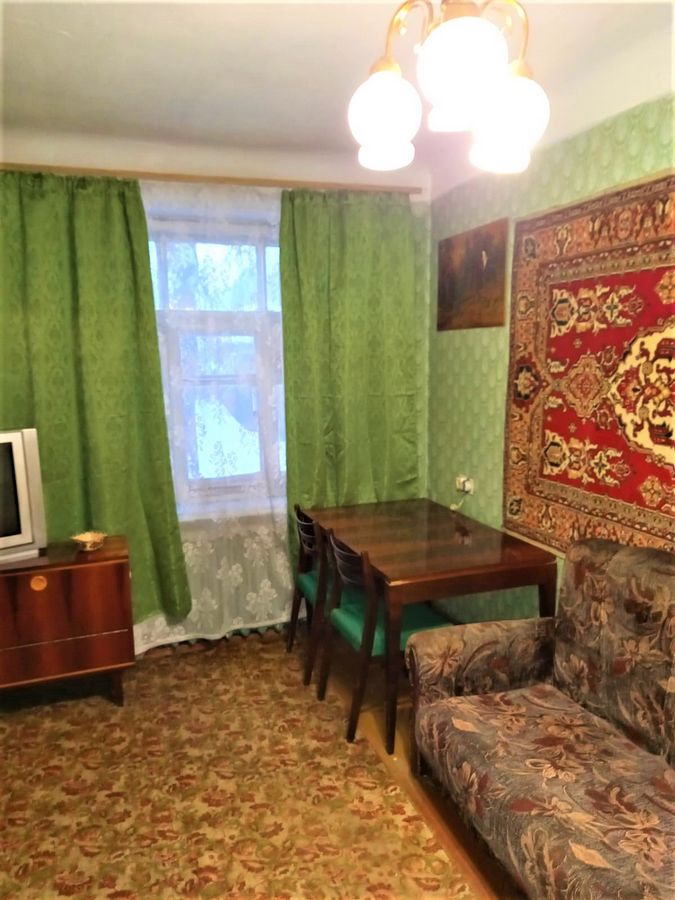Лаврова, 1, 2-комнатная квартира